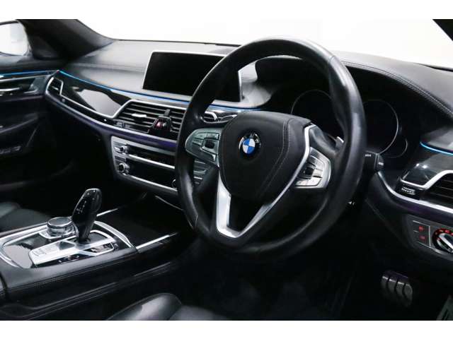 ＢＭＷ ７シリーズ ７４０ｉ　Ｍスポーツ H28年 (関東) 99