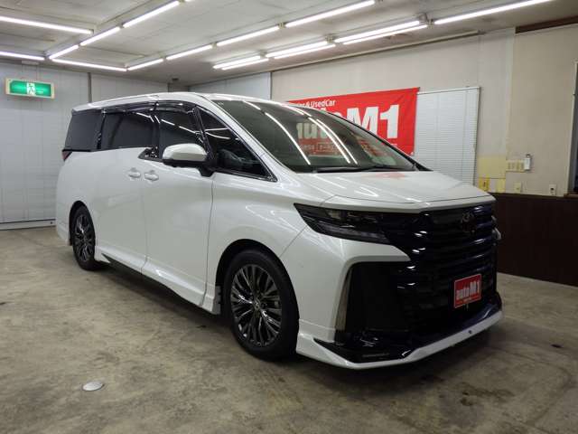 トヨタ ヴェルファイア　ハイブリッド ハイブリッド ２．５ Ｚプレミア Ｅ－ＦＯＵＲ ４ＷＤ R7年 () 99