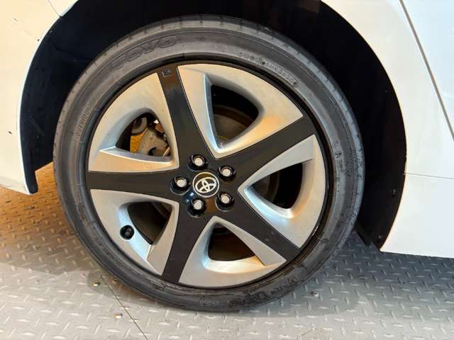 トヨタ プリウス １．８ Ｓ ツーリングセレクション R2年 () 99