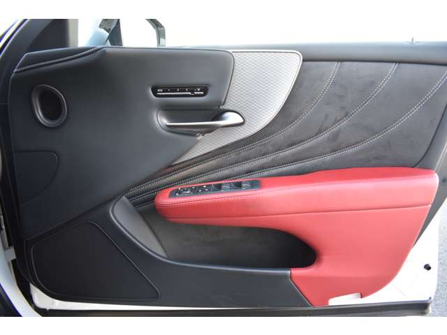 レクサス ＬＳ５００ｈ Ｆスポーツ H29年 (近畿) 99