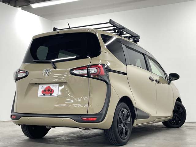 トヨタ シエンタ １．５ ファンベース Ｇ グランパー R2年 (近畿) 99