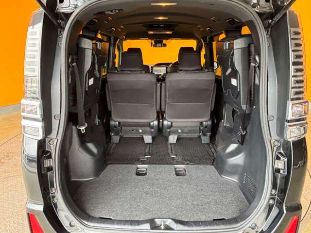 トヨタ ヴォクシー ２．０ ＺＳ H29年 (近畿) 99