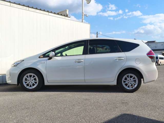 トヨタ プリウスΑ １．８ Ｓ H28年 (近畿) 99