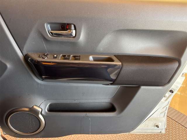 スズキ ハスラー ６６０ ＪスタイルＩＩＩ H30年 () 99