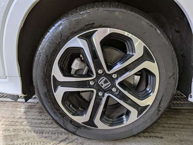 ホンダ ヴェゼル １．５ ハイブリッド Ｚ ホンダセンシング ４ＷＤ H29年 (東北) 99