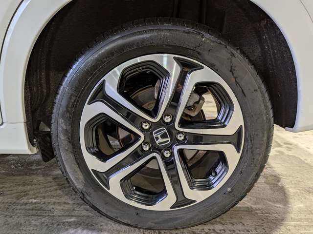 ホンダ ヴェゼル １．５ ハイブリッド Ｚ ホンダセンシング ４ＷＤ H29年 (東北) 99