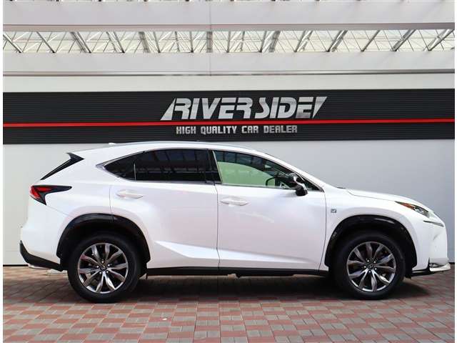 レクサス ＮＸ２００ｔ ２００Ｔ Ｆスポーツ ４ＷＤ H27年 () 99